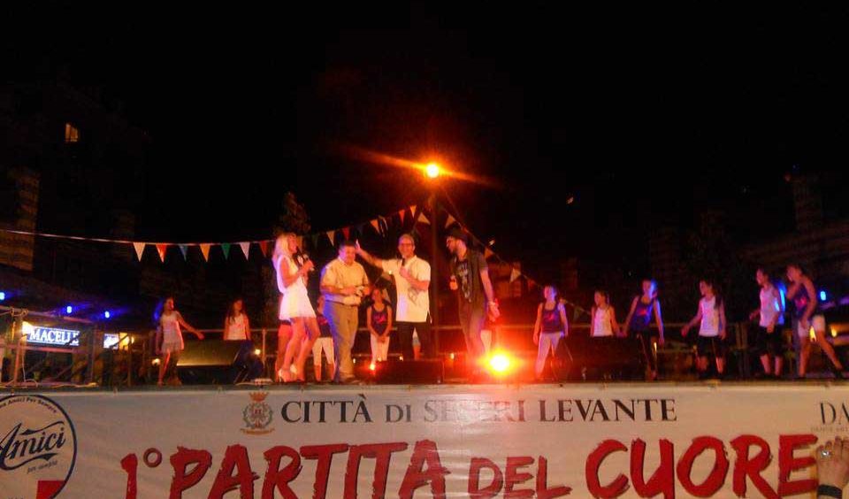 Partita della Nazionale Italiana di Amici e spettacolo serale a favore di NoiHandiamo – 12/06/2014